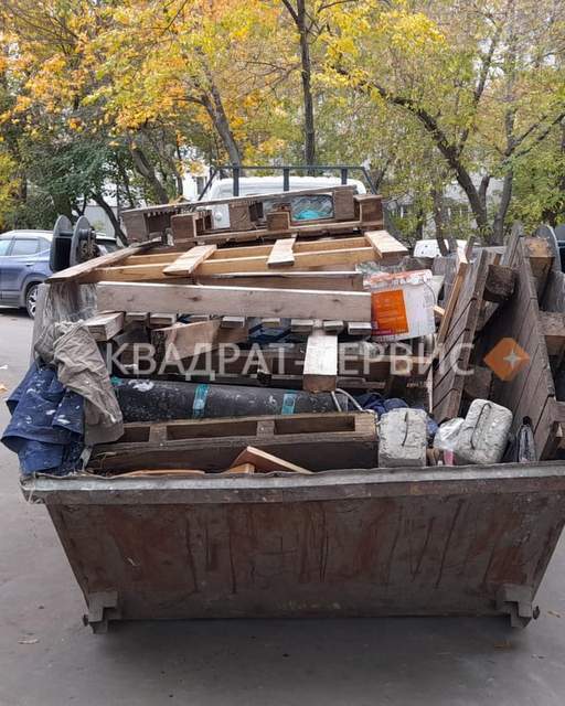 Строительный мусор контейнером 8 м3 с площадки малоэтажного строительства