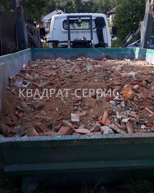 Строительный мусор в бункере 8 м³ (Малаховка)