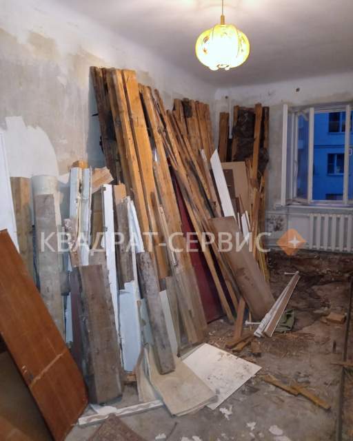 Старые доски после демонтажа пола Истра картинка